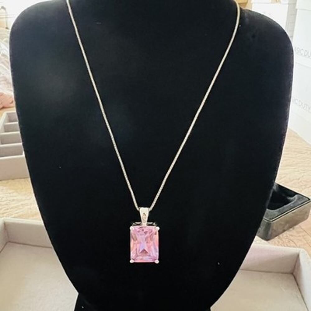 Vintage 925 Silver with Pendant Pink Gemstone Necklace 16 in